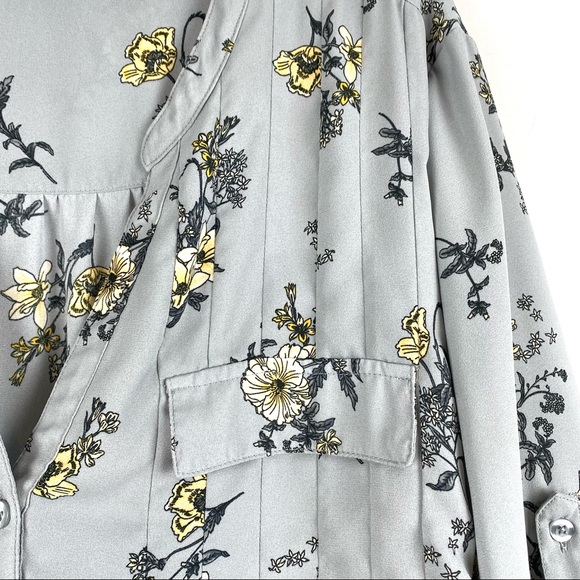 Torrid Gray Floral Babydoll Button Down Tunic EUC - Picture 5 of 13